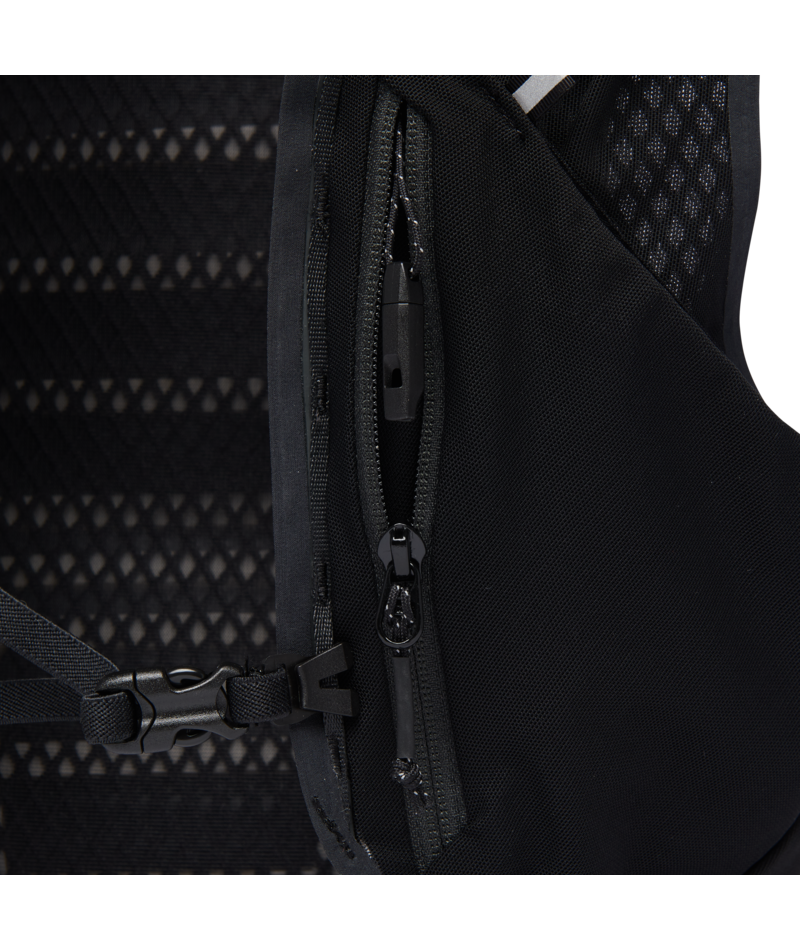 BLACK DIAMOND - DISTANCE 15 BACKPACK