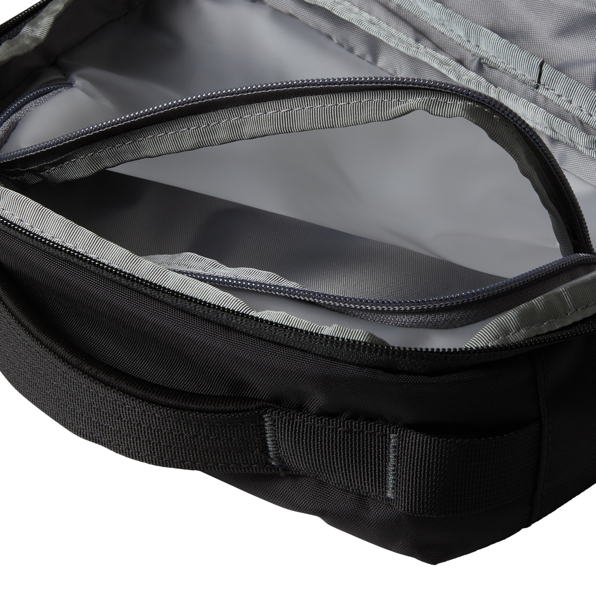 The North Face - Base Camp Voyager Toiletry Kit Base Camp - TNF BLACK/ASPHALT GREY - vista alternativa 3
