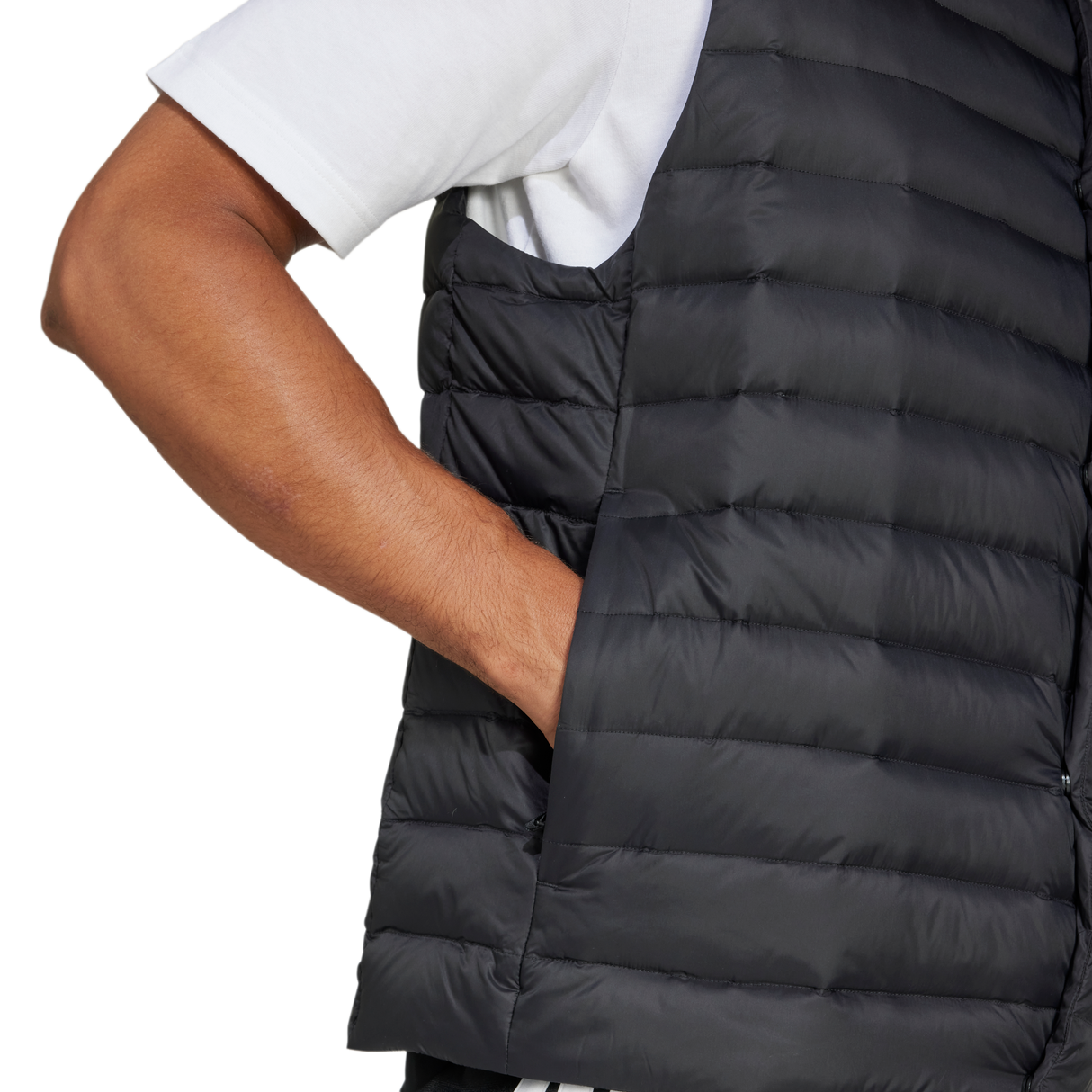 ADIDAS - Giacca Senza Maniche Helionic Light - Uomo - Black - image 5