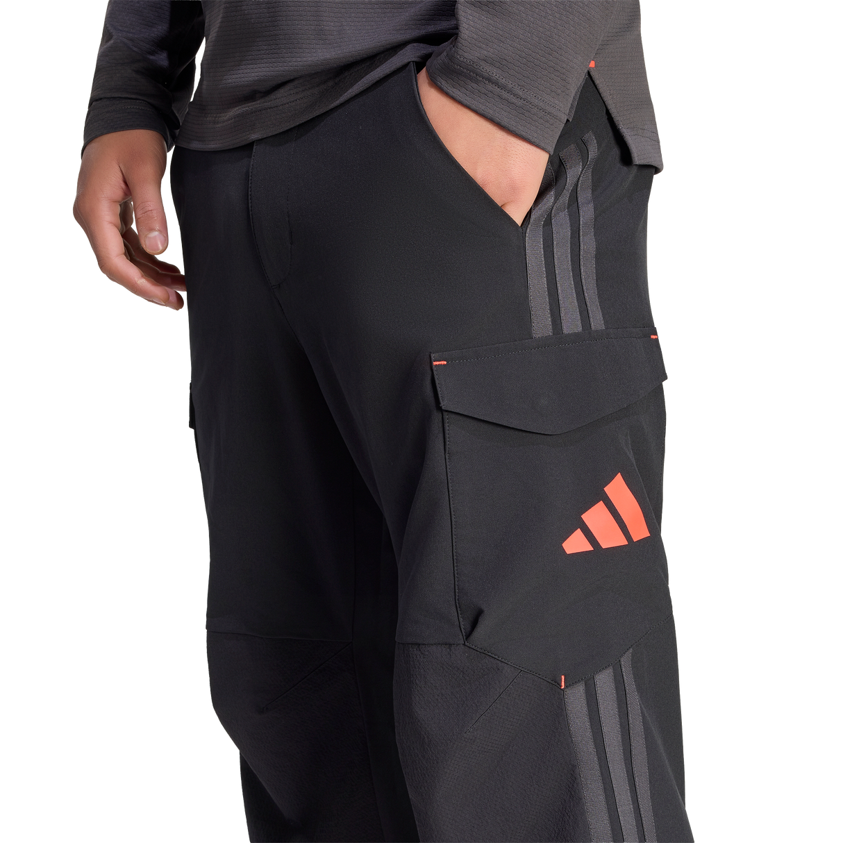 ADIDAS - Audi Revolut Formula One Team 2026 Mechanics Pant - Uomo - Black - image 6