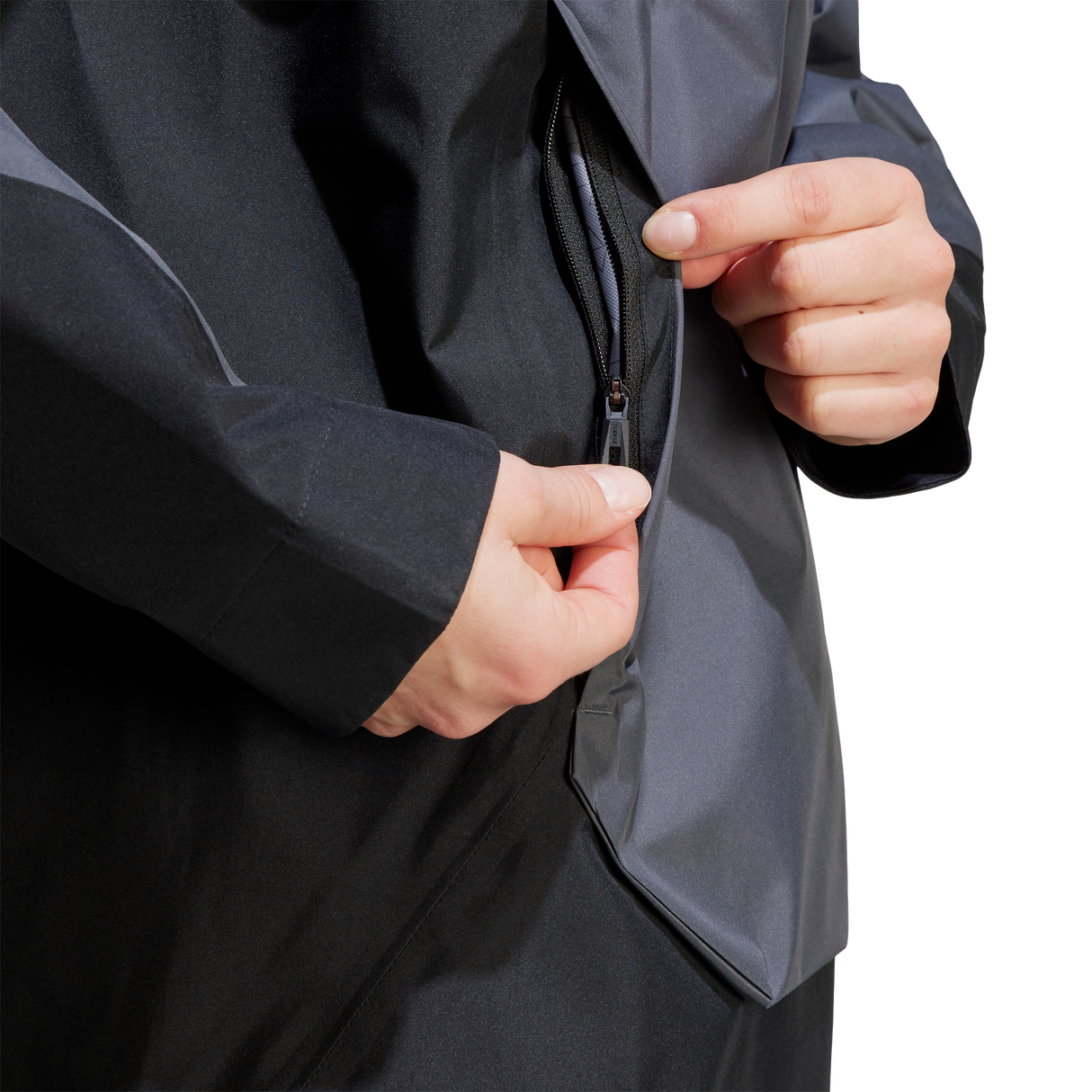 ADIDAS - Anorak TERREX Xploric 2.5L CLIMAPROOF - Donna - Black - image 8