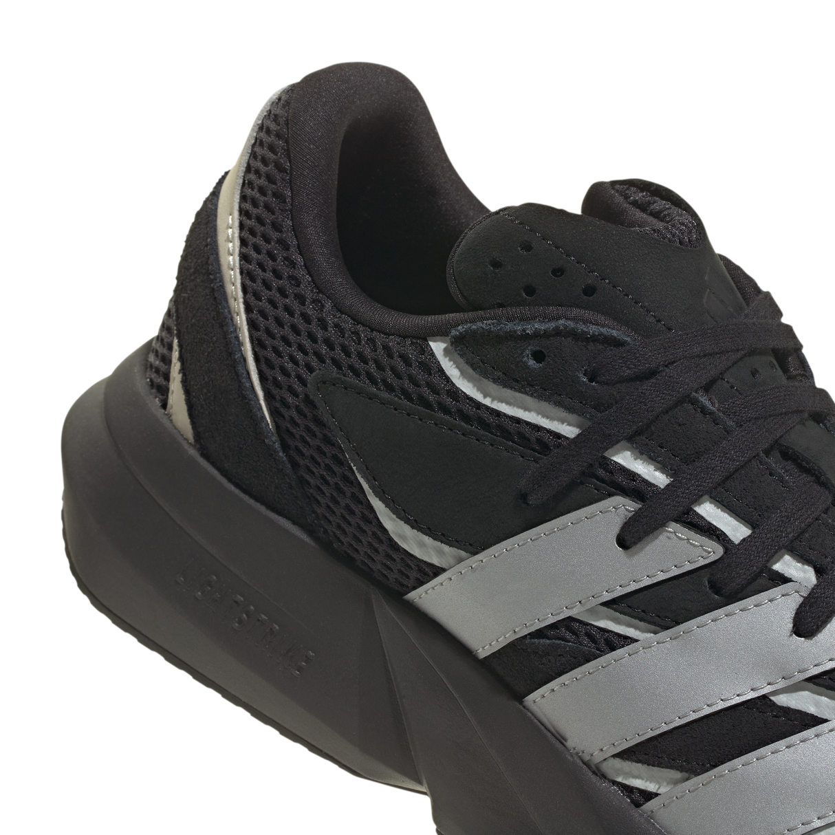 ADIDAS - Scarpe Lightblaze - Donna - Black - image 9
