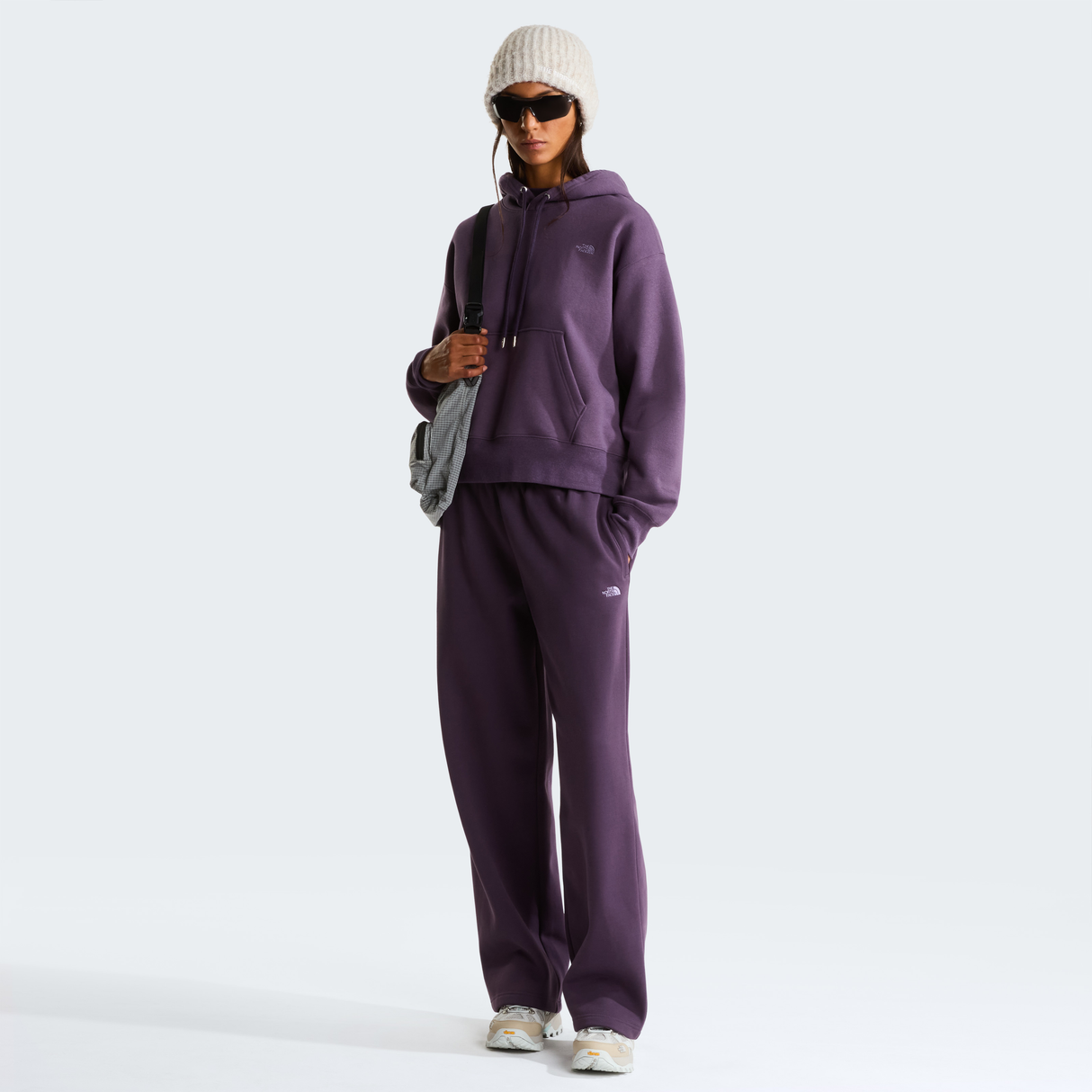 tnf_asset:NF0A8CWDG5O-ALT1