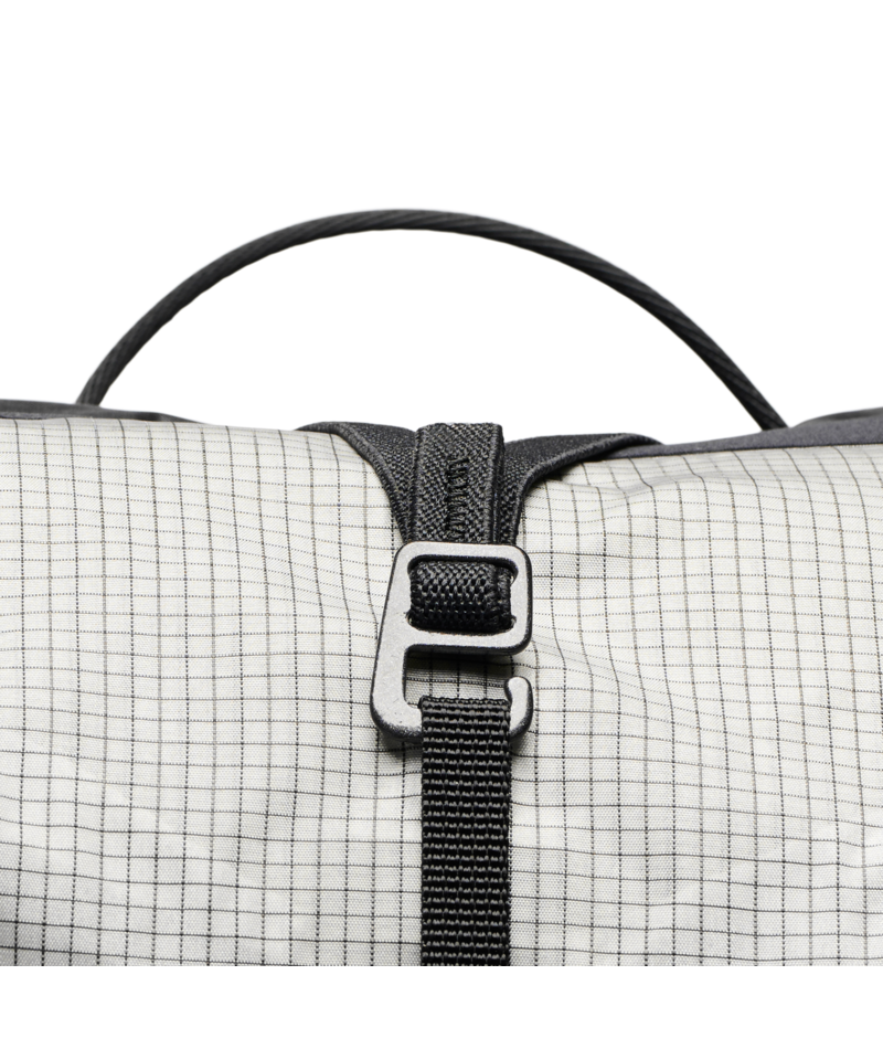 BLACK DIAMOND - DISTANCE 15 BACKPACK
