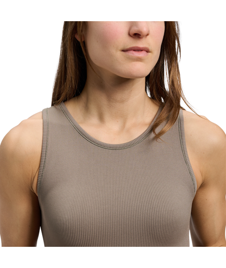 BLACK DIAMOND - CAMISETA DE TIRANTES SIN COSTURAS CON CANALÉ W