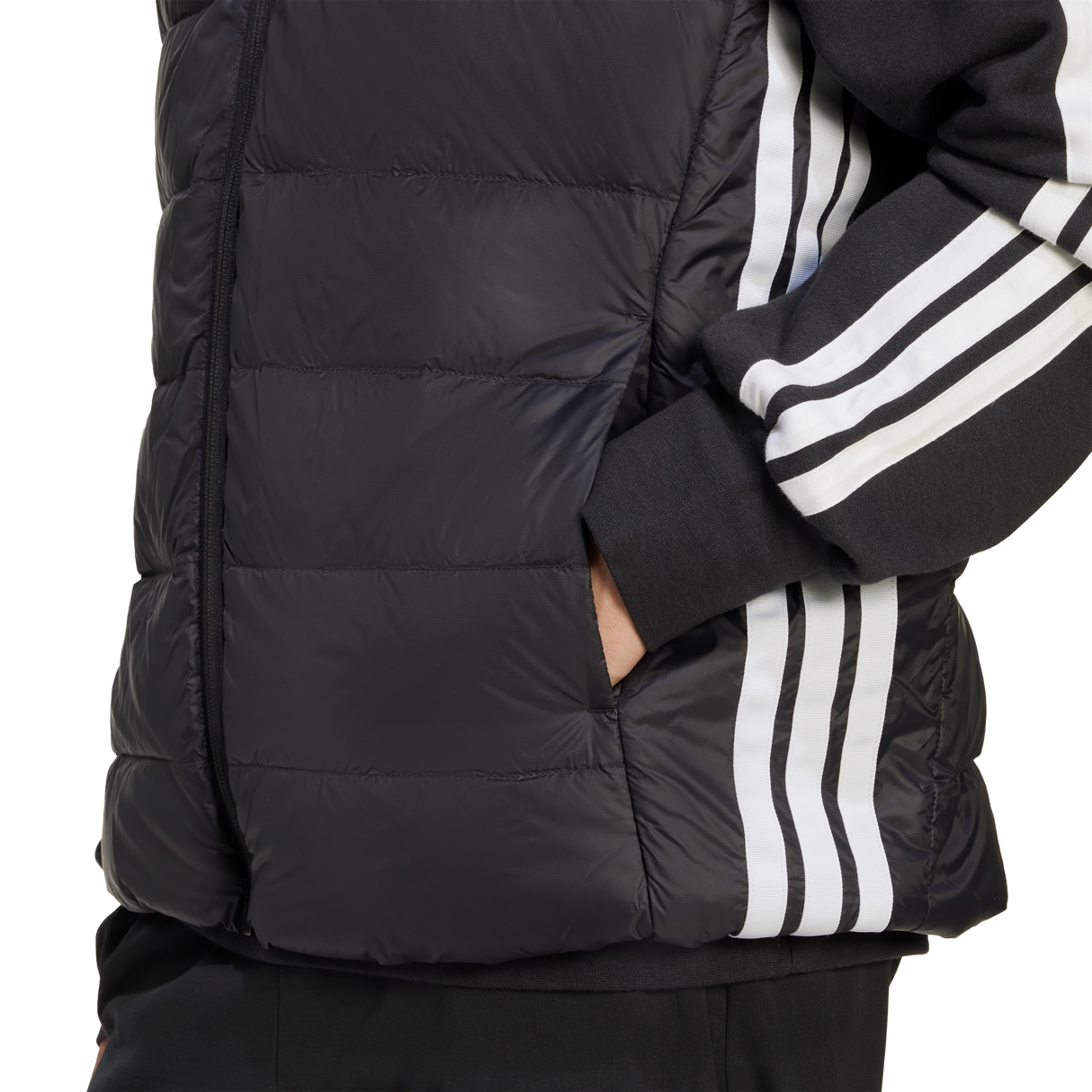 ADIDAS - Essentials CLIMAWARM 3 Stripes Light Down Vests - Uomo - Black - image 6