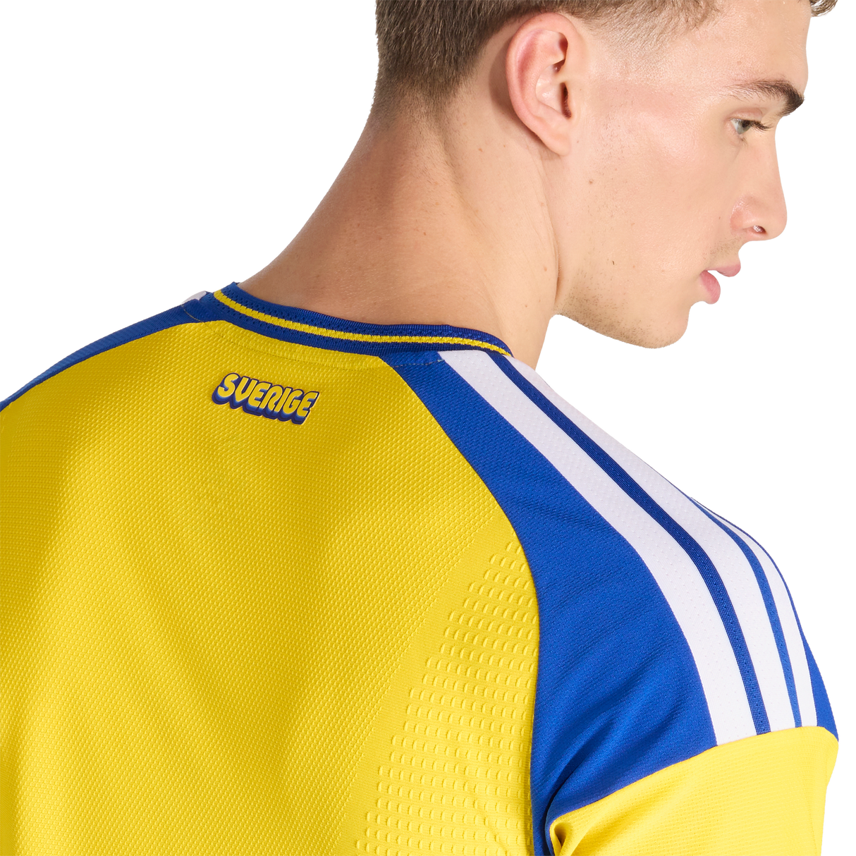 ADIDAS - Sweden 26 Home Authentic Jersey - Uomo - Yellow - image 8