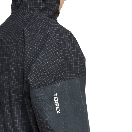 ADIDAS - Giacca TERREX Xploric 2 Layer CLIMAPROOF - Uomo - Black - image 6