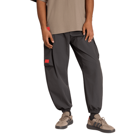 ADIDAS - Audi Revolut Formula One Team Elevated Pant - Uomo - Black - image 2