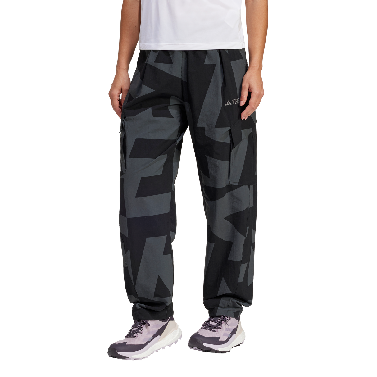 ADIDAS - Pantaloni TERREX Xploric Cargo Printed - Donna - Black - image 2