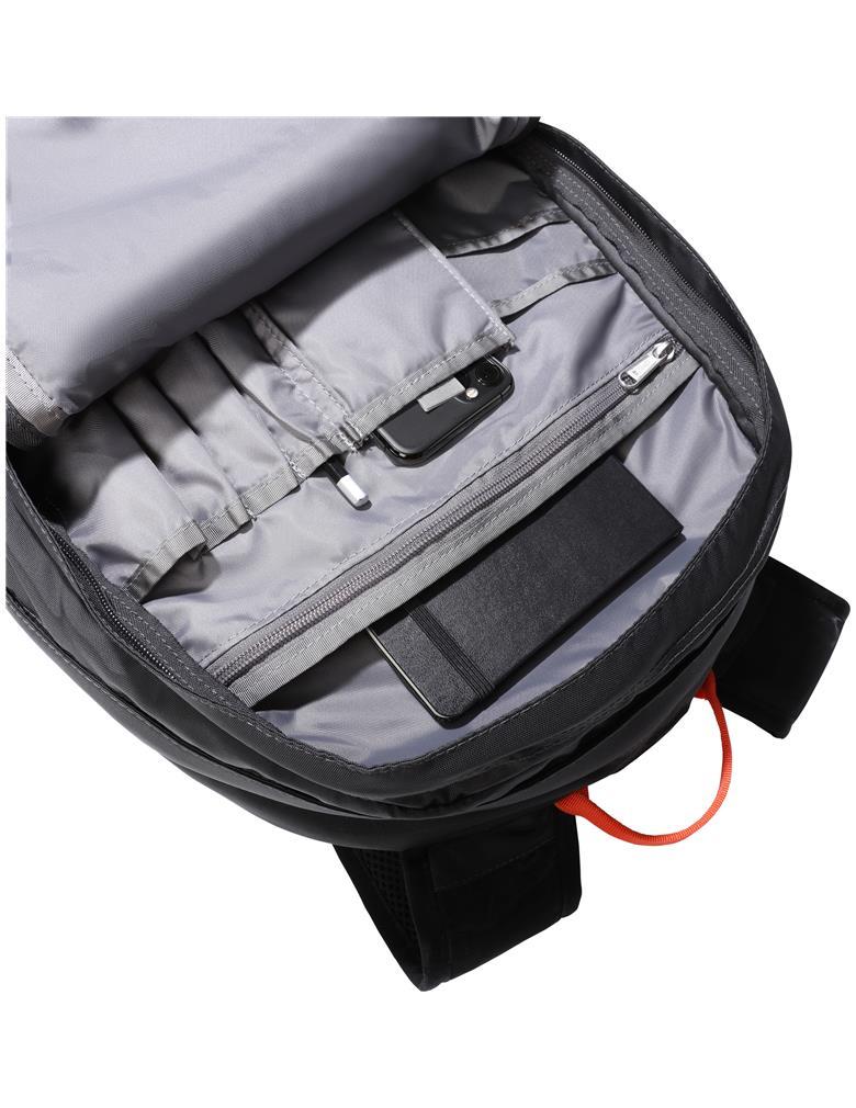 Der klassische Rucksack Borealis von The North Face