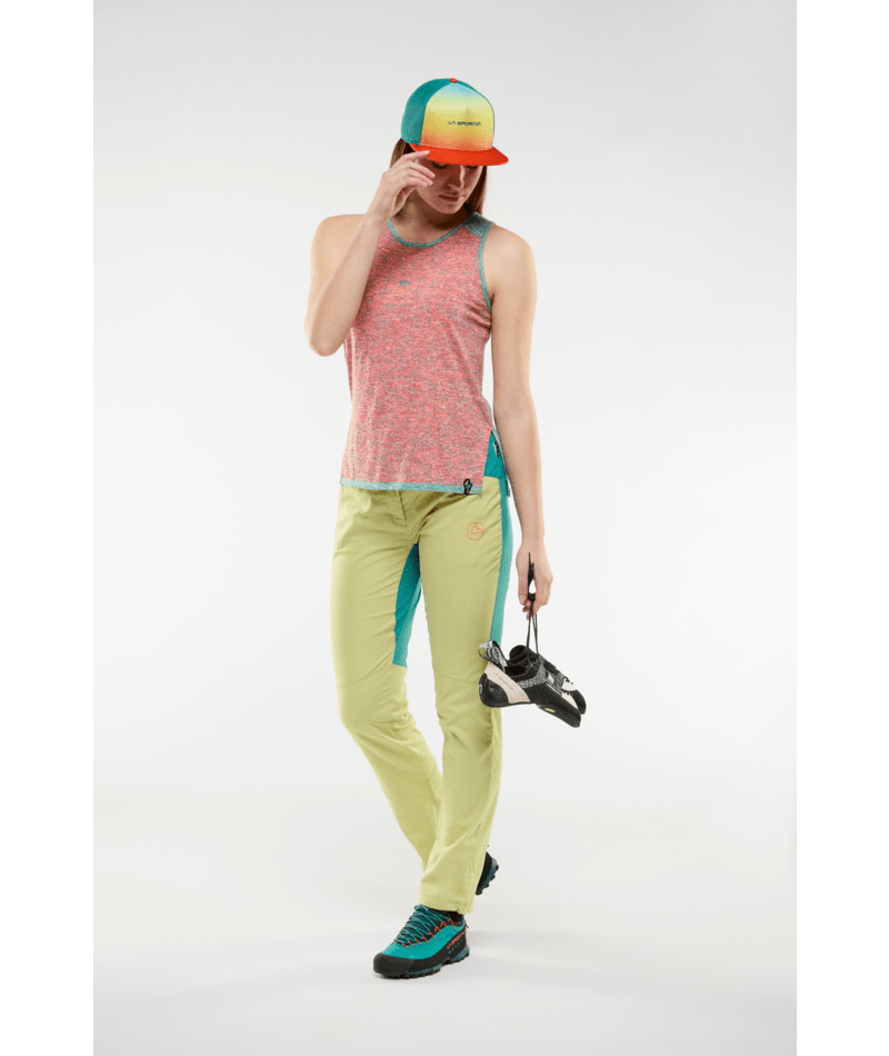 ZACE028|R22B38|3