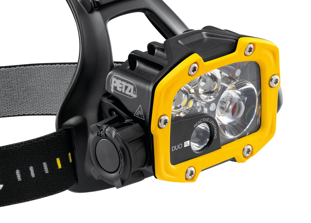 E103AA00-DUO-RL-focus-2